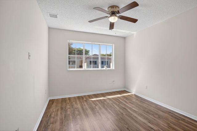 2486 Centergate Drive 204, Miramar, FL 33025