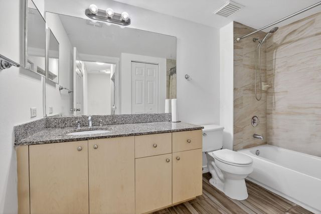 2486 Centergate Drive 204, Miramar, FL 33025