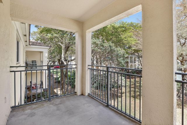 2486 Centergate Drive 204, Miramar, FL 33025