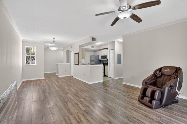 2486 Centergate Drive 204, Miramar, FL 33025