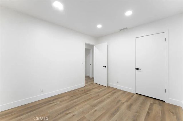 261 W Whittier, Hemet, CA 92543