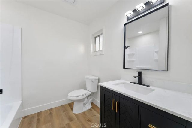 261 W Whittier, Hemet, CA 92543