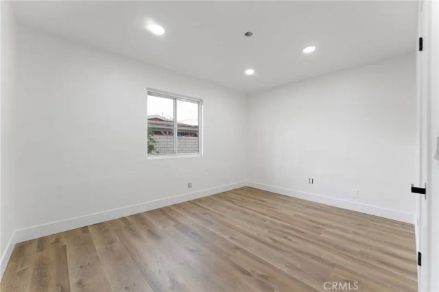 261 W Whittier, Hemet, CA 92543