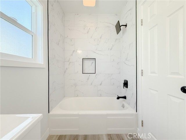 220 W 98th Street, Los Angeles, CA 90003