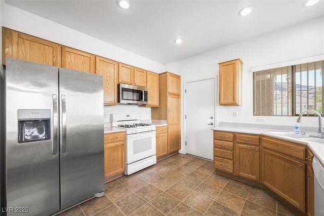 2134 Desert Woods Drive, Henderson, NV 89012