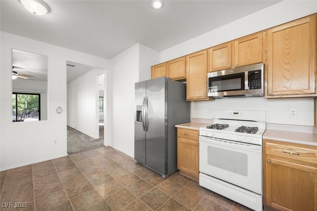 2134 Desert Woods Drive, Henderson, NV 89012