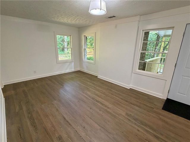 75 Highland Avenue, Jasper, GA 30143