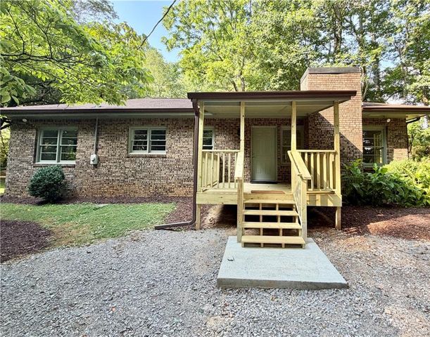 75 Highland Avenue, Jasper, GA 30143