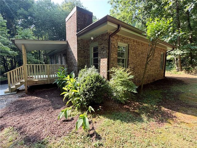 75 Highland Avenue, Jasper, GA 30143