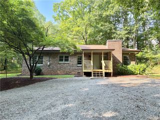 75 Highland Avenue, Jasper, GA 30143