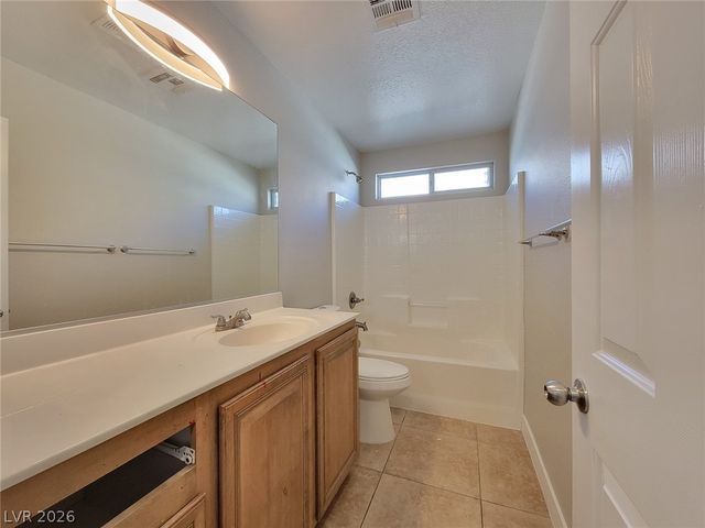 7367 Lagoon Blue Street, Las Vegas, NV 89139