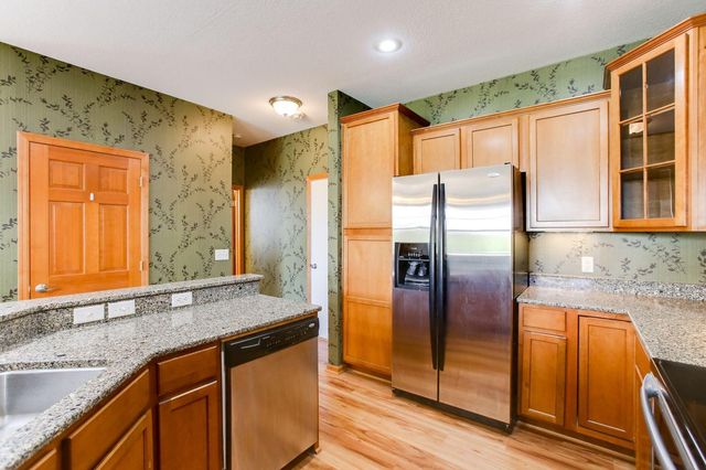 3331 Cherry Lane D, Woodbury, MN 55129