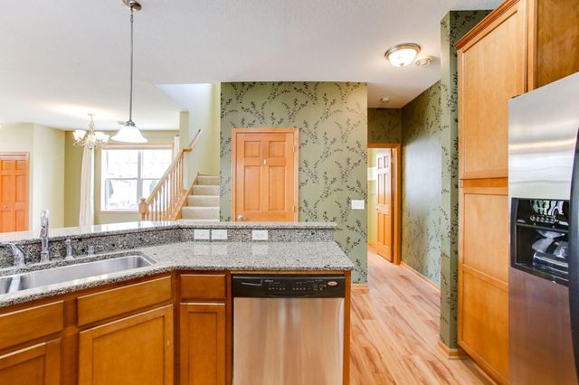 3331 Cherry Lane D, Woodbury, MN 55129