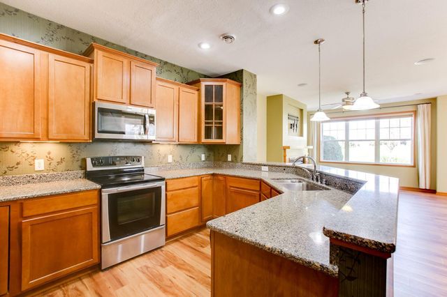 3331 Cherry Lane D, Woodbury, MN 55129