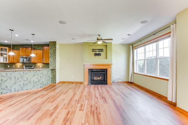 3331 Cherry Lane D, Woodbury, MN 55129