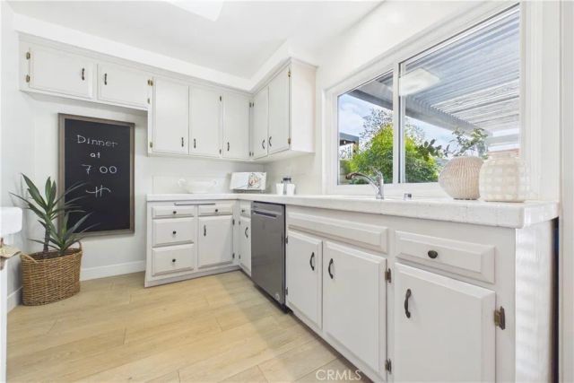 11466 Shippigan Way, Cypress, CA 90630