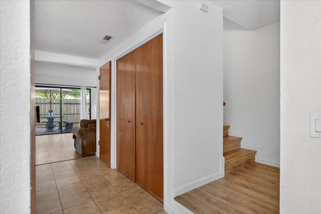 Image 13 of property listing at 4875 N Backer Avenue # 143, Fresno, CA 93726