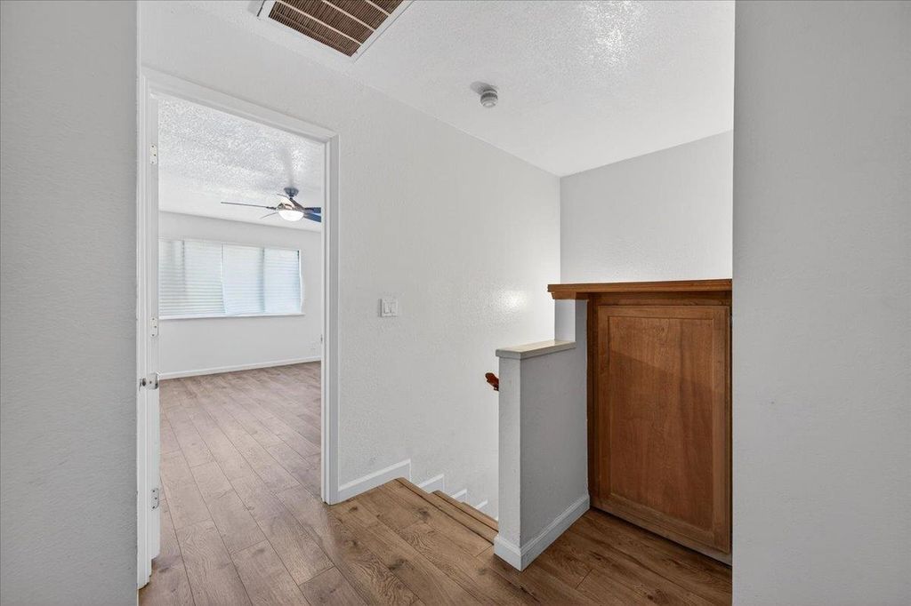 Image 14 of property listing at 4875 N Backer Avenue # 143, Fresno, CA 93726