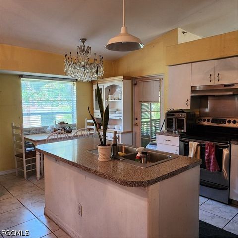 381 8th ST NE, Naples, FL 34120