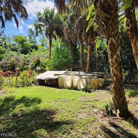 381 8th ST NE, Naples, FL 34120