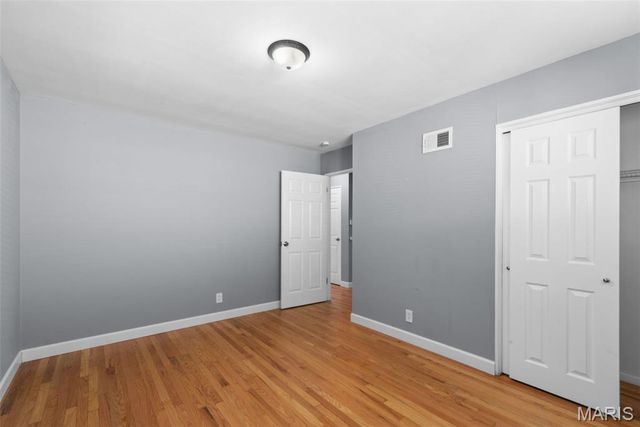 10132 Dellridge Lane, St Louis, MO 63136