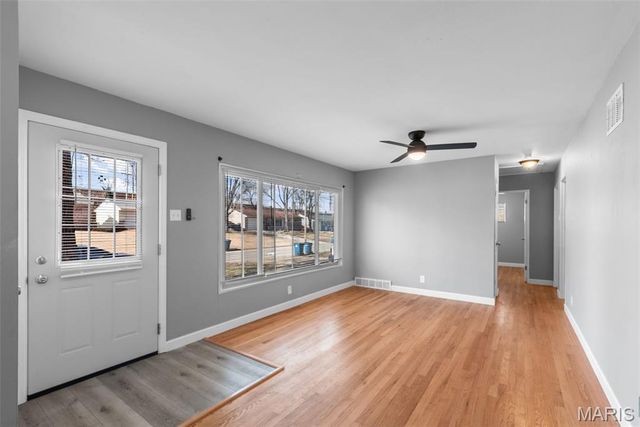 10132 Dellridge Lane, St Louis, MO 63136