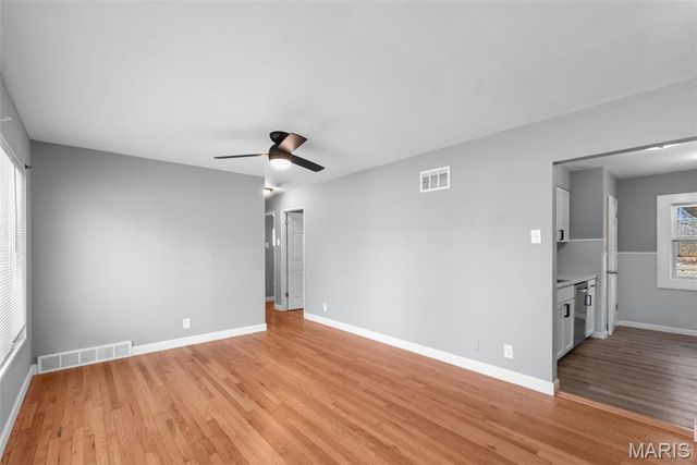 10132 Dellridge Lane, St Louis, MO 63136