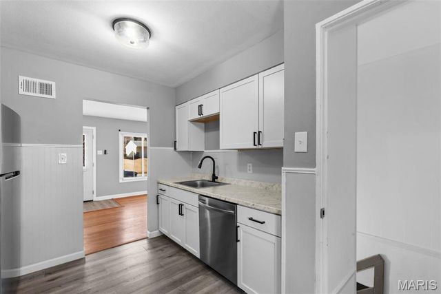 10132 Dellridge Lane, St Louis, MO 63136