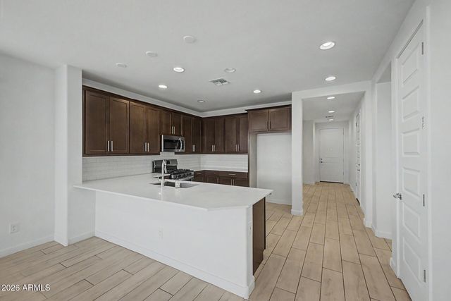 1632 W PIEDMONT Road, Phoenix, AZ 85041