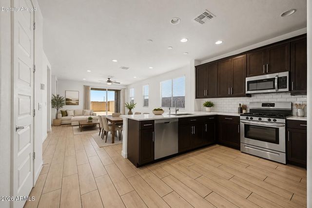 1632 W PIEDMONT Road, Phoenix, AZ 85041