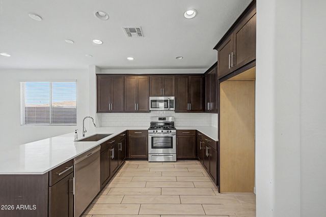 1632 W PIEDMONT Road, Phoenix, AZ 85041