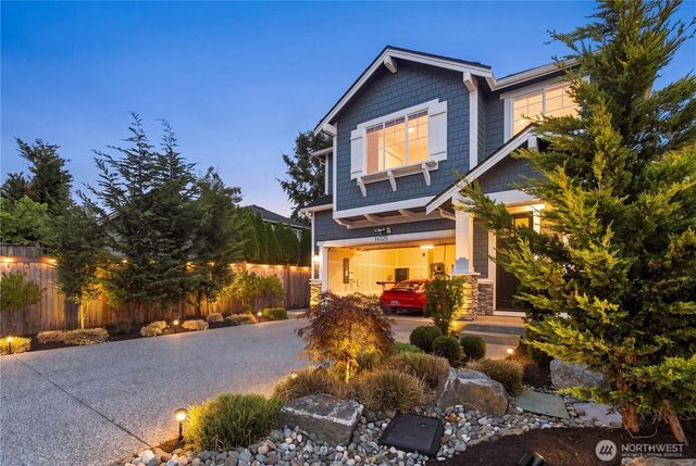 14325 5th Avenue W, Lynnwood, WA 98087