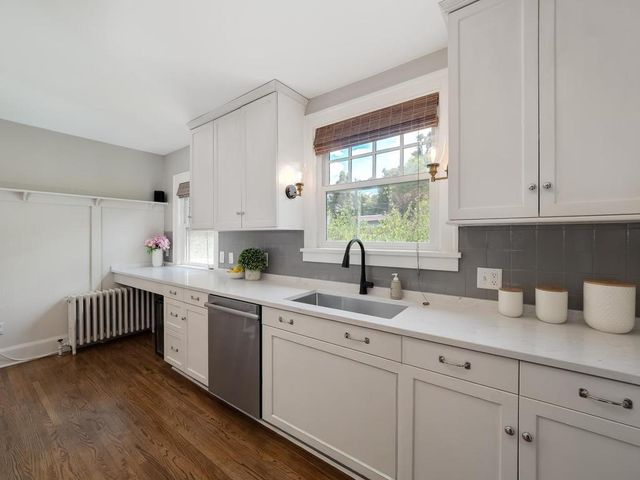 4853 Park Avenue, Minneapolis, MN 55417