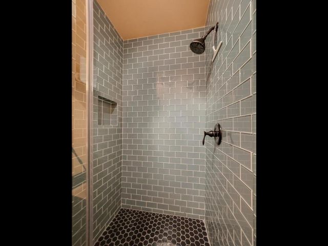 4853 Park Avenue, Minneapolis, MN 55417