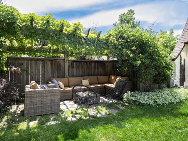4853 Park Avenue, Minneapolis, MN 55417
