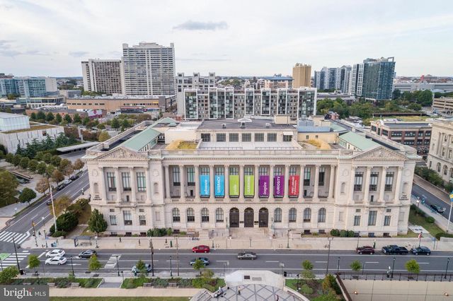 1923 POPLAR ST, Philadelphia, PA 19130