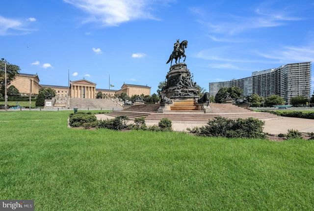 1923 POPLAR ST, Philadelphia, PA 19130