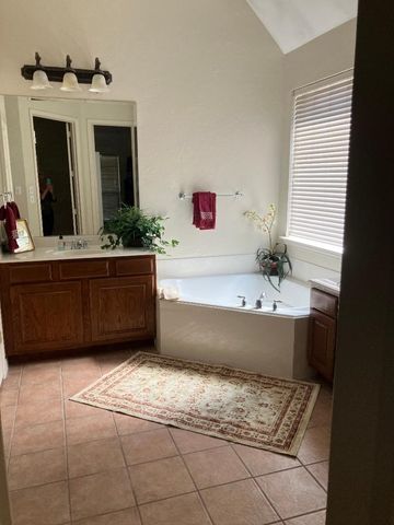 1601 WOODY CREEK Drive, Keller, TX 76248