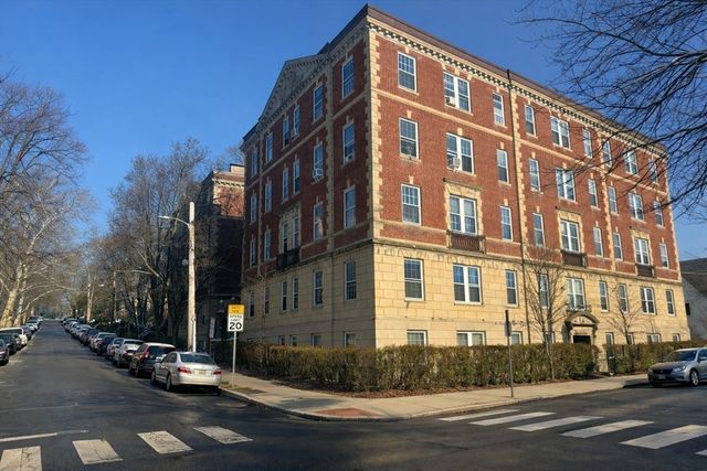 6 Washington Ave. 11, Cambridge, MA 02140