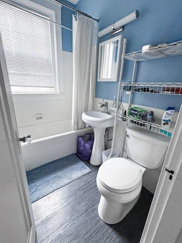 6 Washington Ave. 11, Cambridge, MA 02140