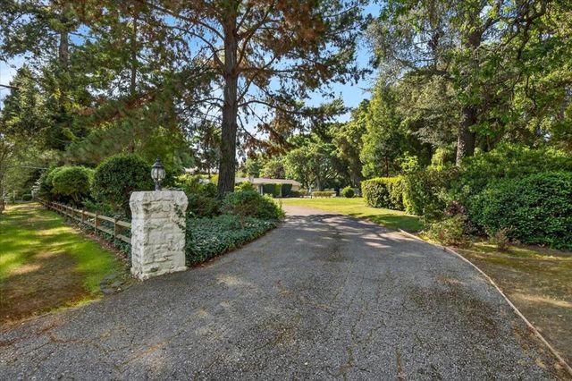 60 Ralston Road, Atherton, CA 94027