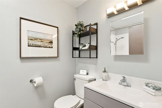 8502 41st Street W, University Place, WA 98466