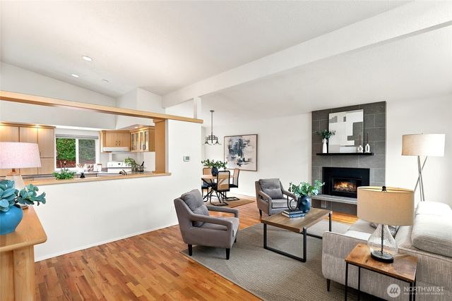 8502 41st Street W, University Place, WA 98466
