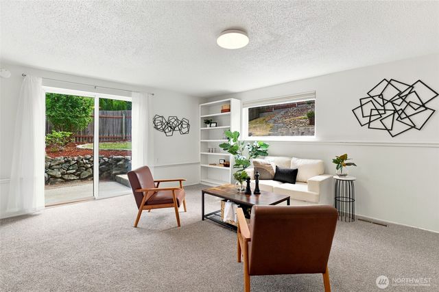 8502 41st Street W, University Place, WA 98466