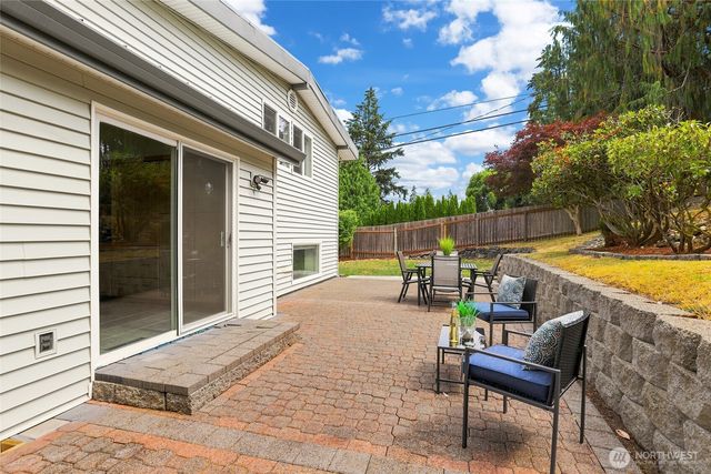 8502 41st Street W, University Place, WA 98466