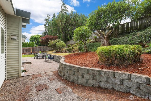 8502 41st Street W, University Place, WA 98466