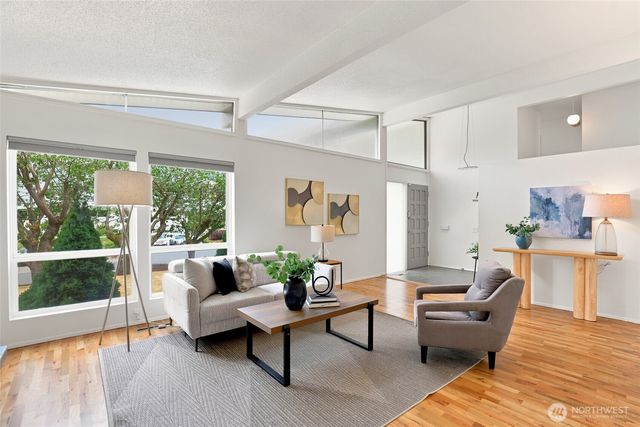 8502 41st Street W, University Place, WA 98466