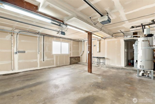 8502 41st Street W, University Place, WA 98466