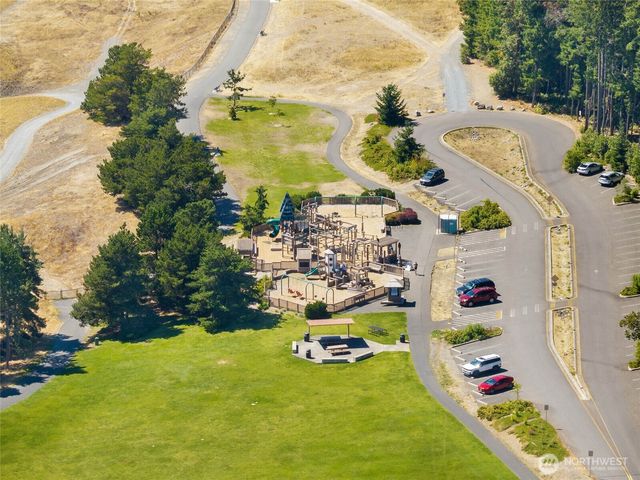 8502 41st Street W, University Place, WA 98466