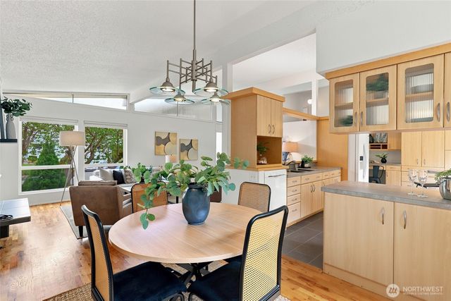 8502 41st Street W, University Place, WA 98466
